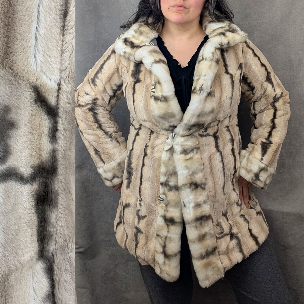 Hal Rubenstein Women's Reversible Faux Fur Coat size Medium Animal Print - Picture 5 of 16